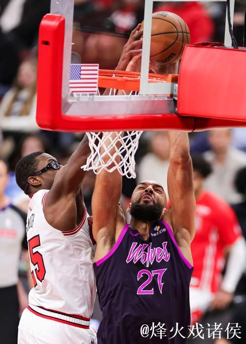 怀特22分吉迪复出21分 公牛逆转险胜森林狼获三连胜